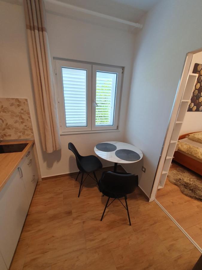 Zita - Heart Of Rovinj, Apartment For 2, Free Parking, 2Min Center, 5Min Beach Walk 외부 사진