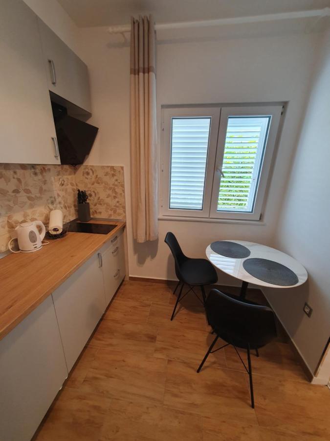 Zita - Heart Of Rovinj, Apartment For 2, Free Parking, 2Min Center, 5Min Beach Walk 외부 사진